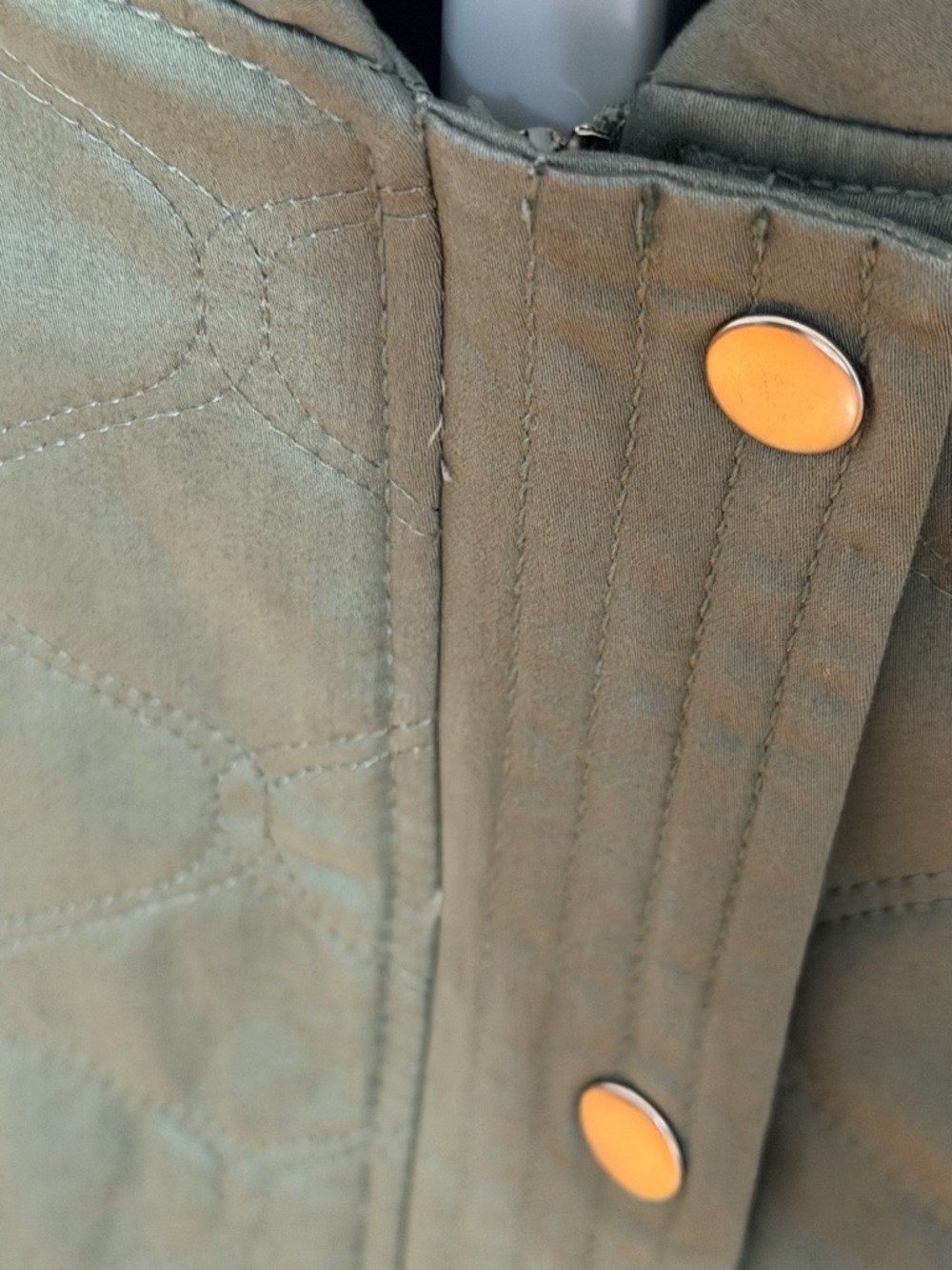 LOFT Quilted Olive Green Bomber Jacket - Picture 5 of 7